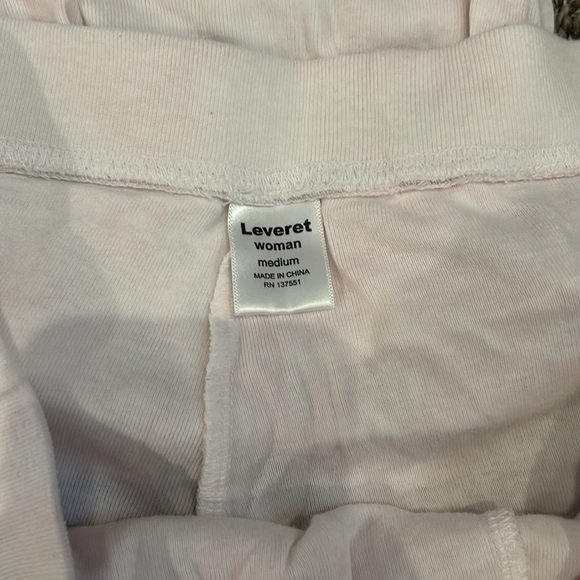 Leveret Set - Picture 3 of 4